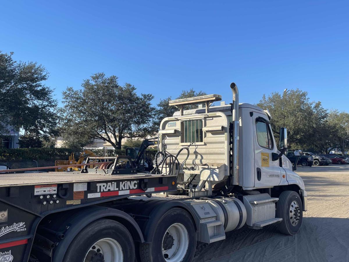 2016 Freightliner Cascadia