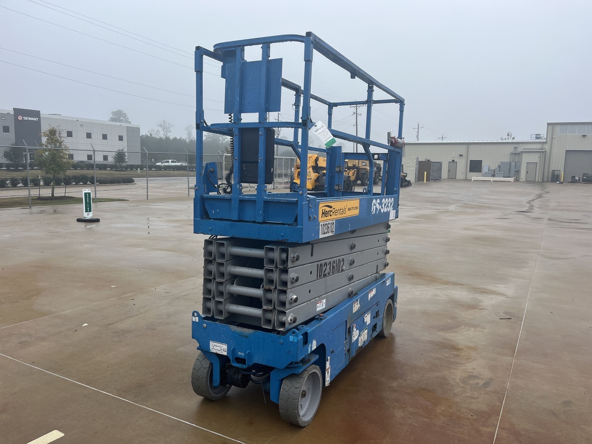 2018 Genie GS-3232-4