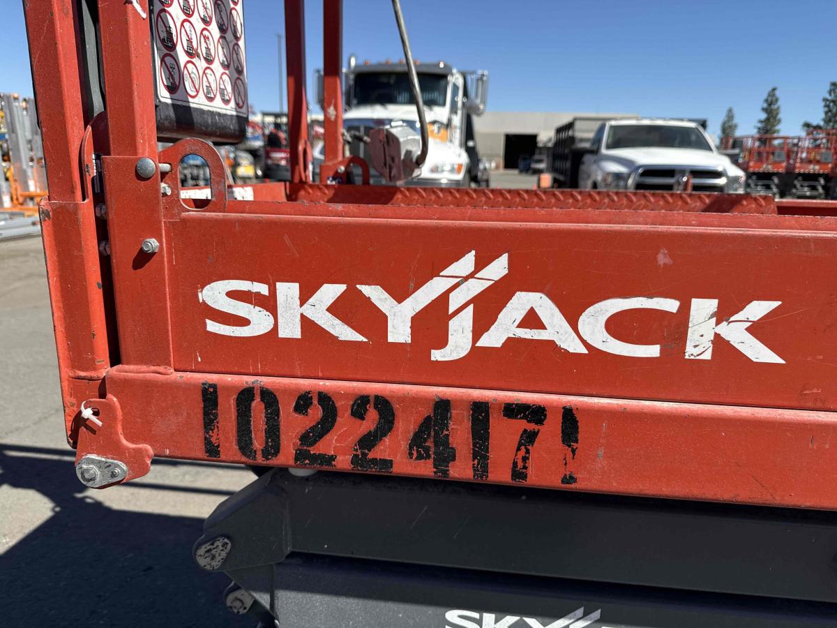 2017 Skyjack SJ3219