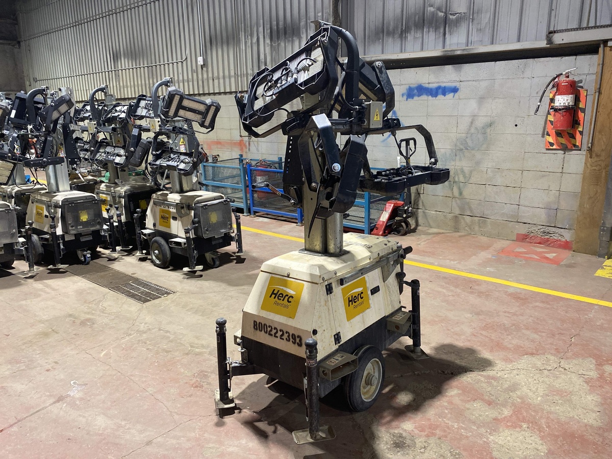 2018 Magnum PLT240-2