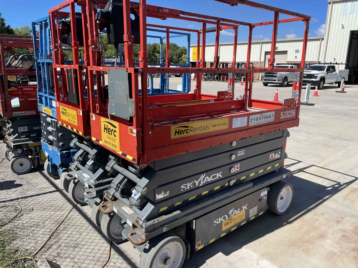 2022 Skyjack SJ3226-2