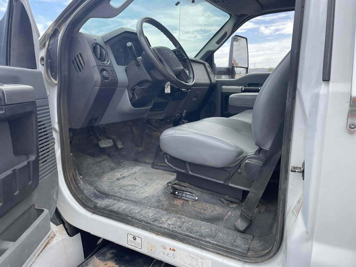 2019 Ford F750-9