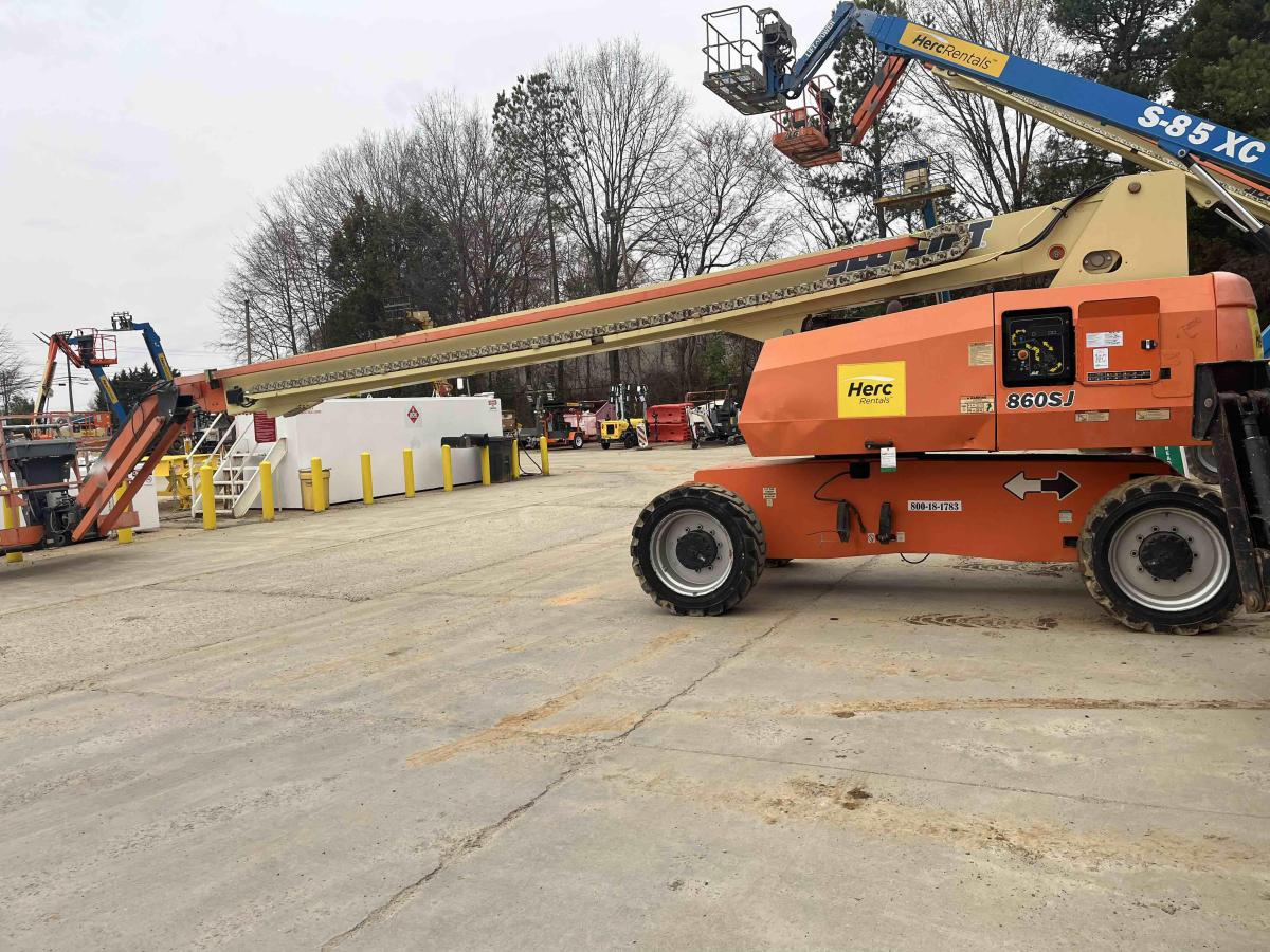 2017 JLG 860SJ