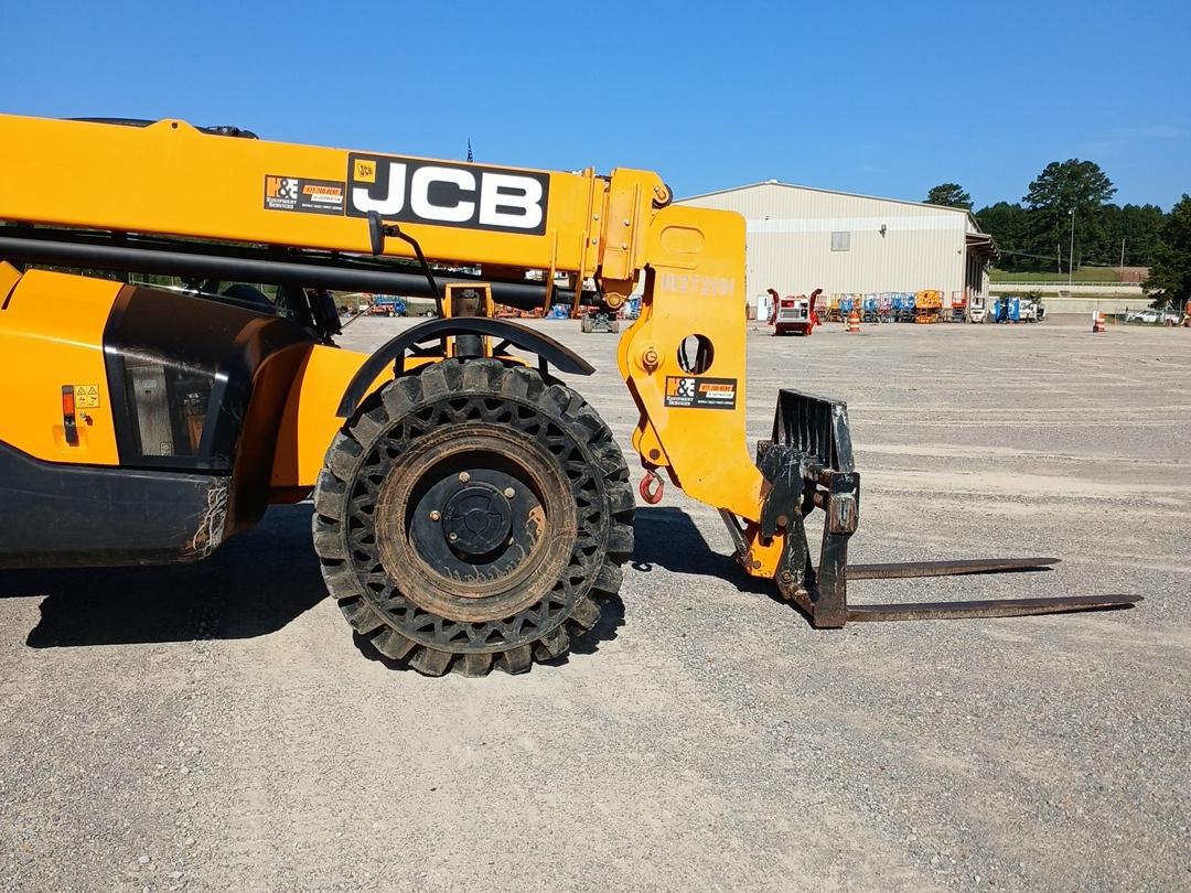 2019 JCB 507-42-1