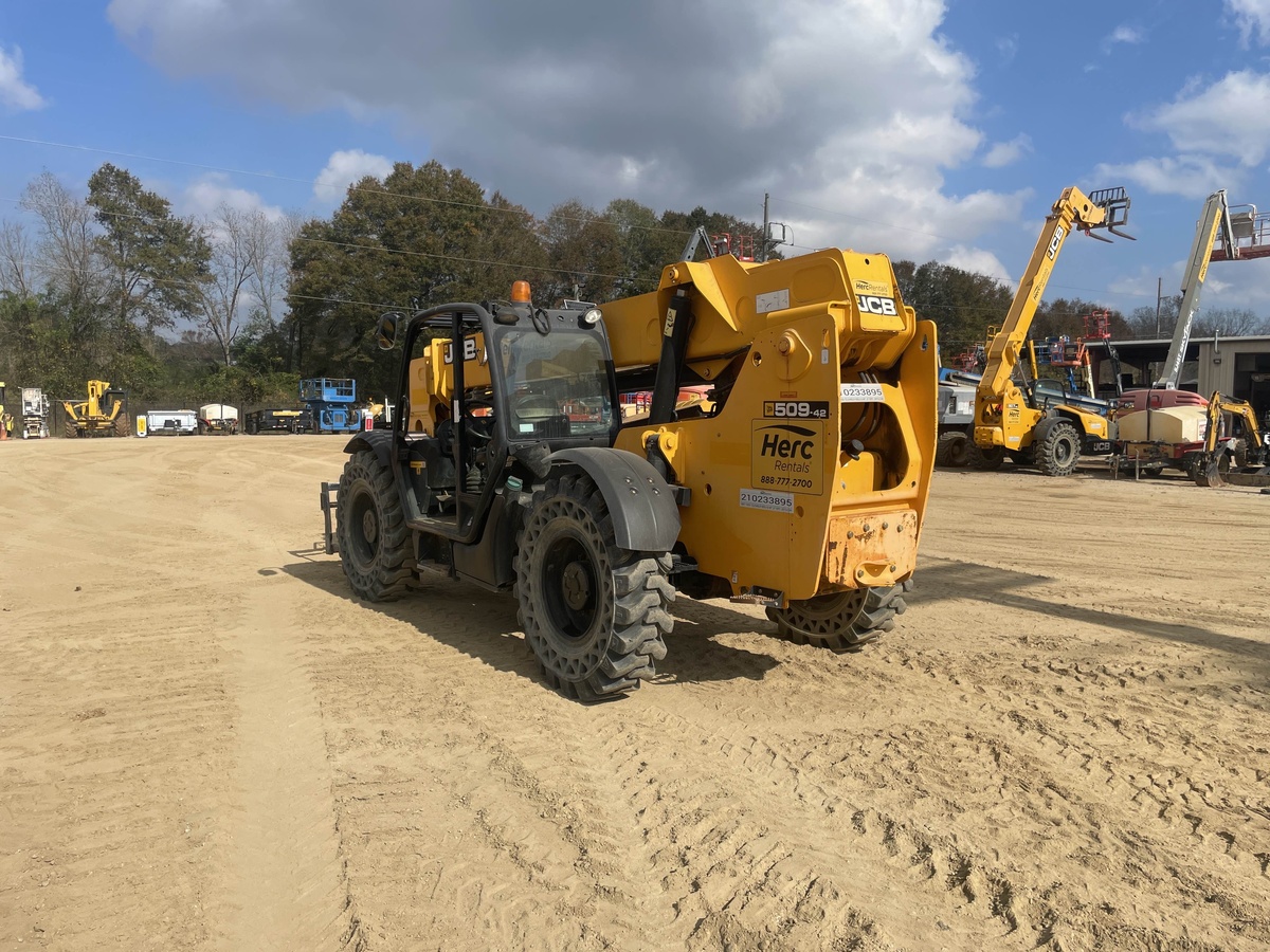 2018 JCB 509-42-6