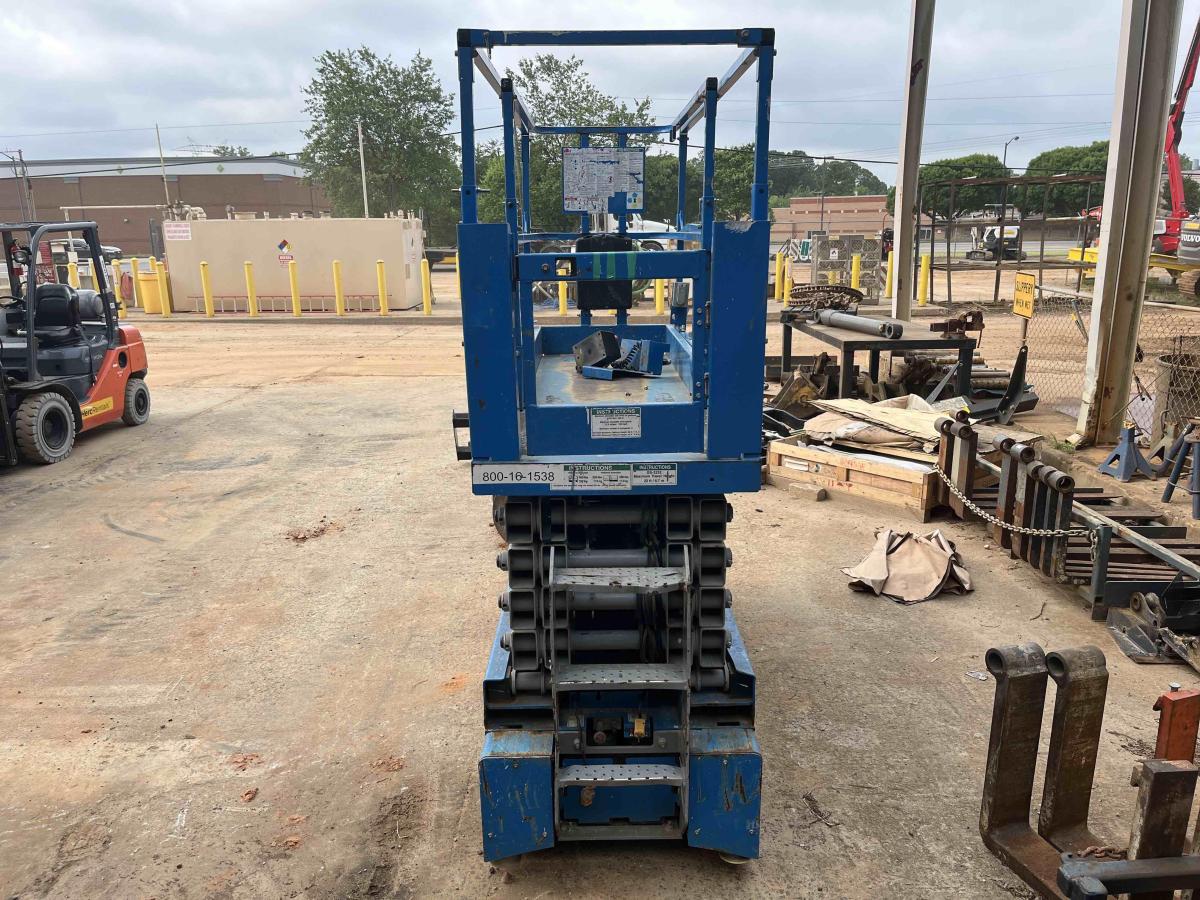 2017 Genie GS-3232
