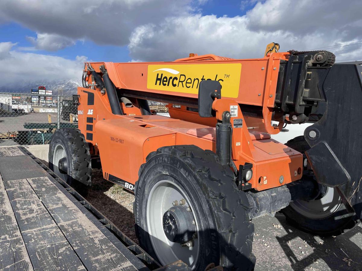 2018 SkyTrak 8042