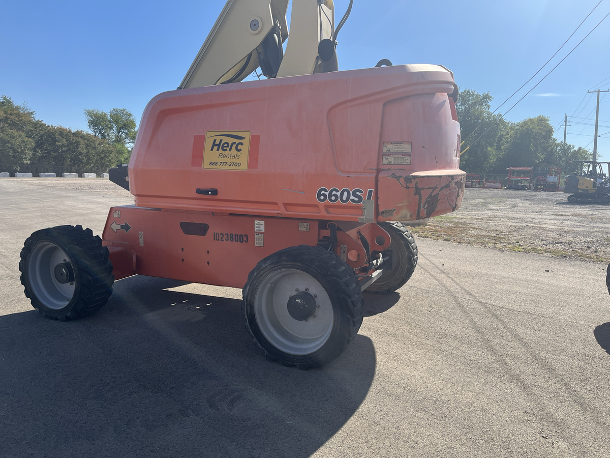 2018 JLG 660SJ-2