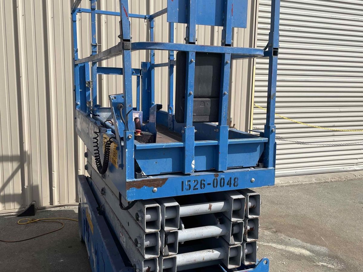 2016 Genie GS-3232-3
