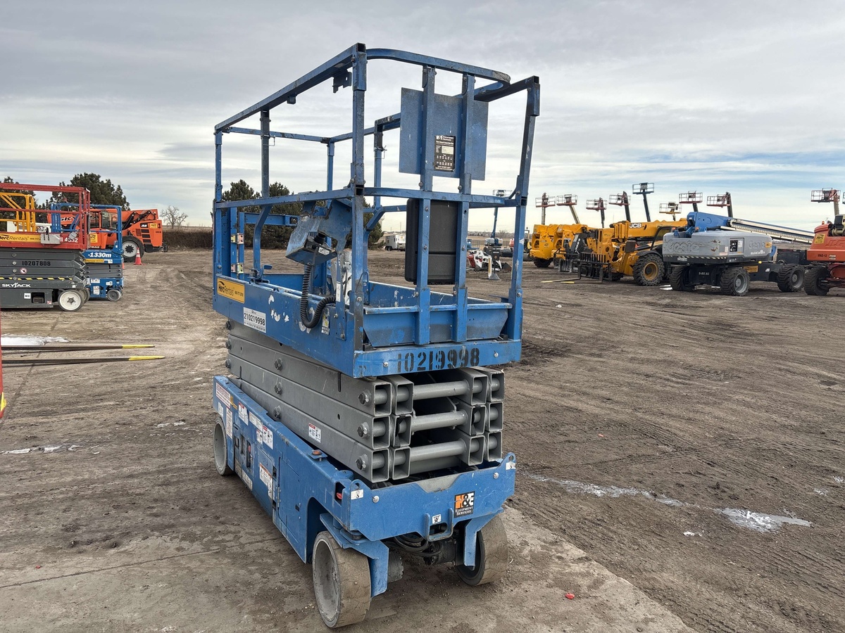 2017 Genie GS-2632-6