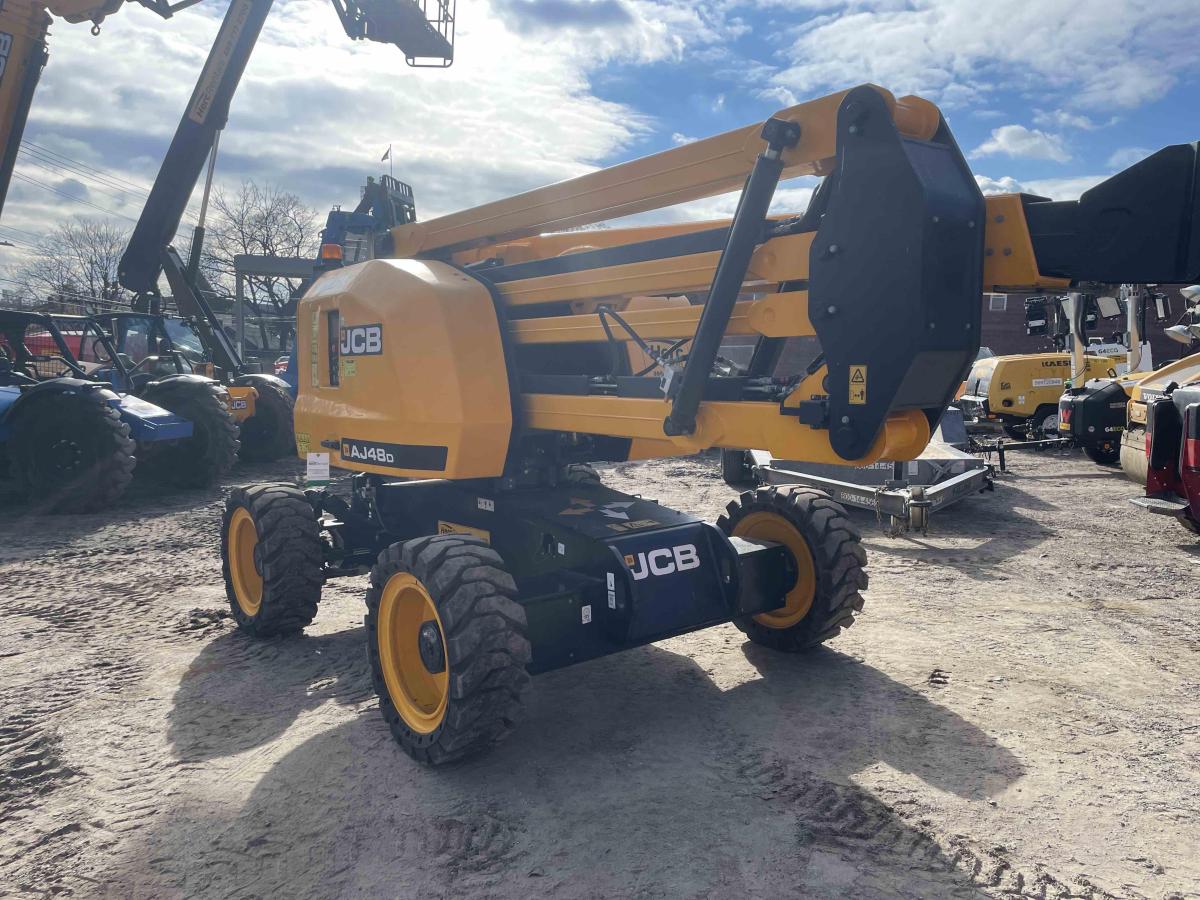 2023 JCB AJ48D