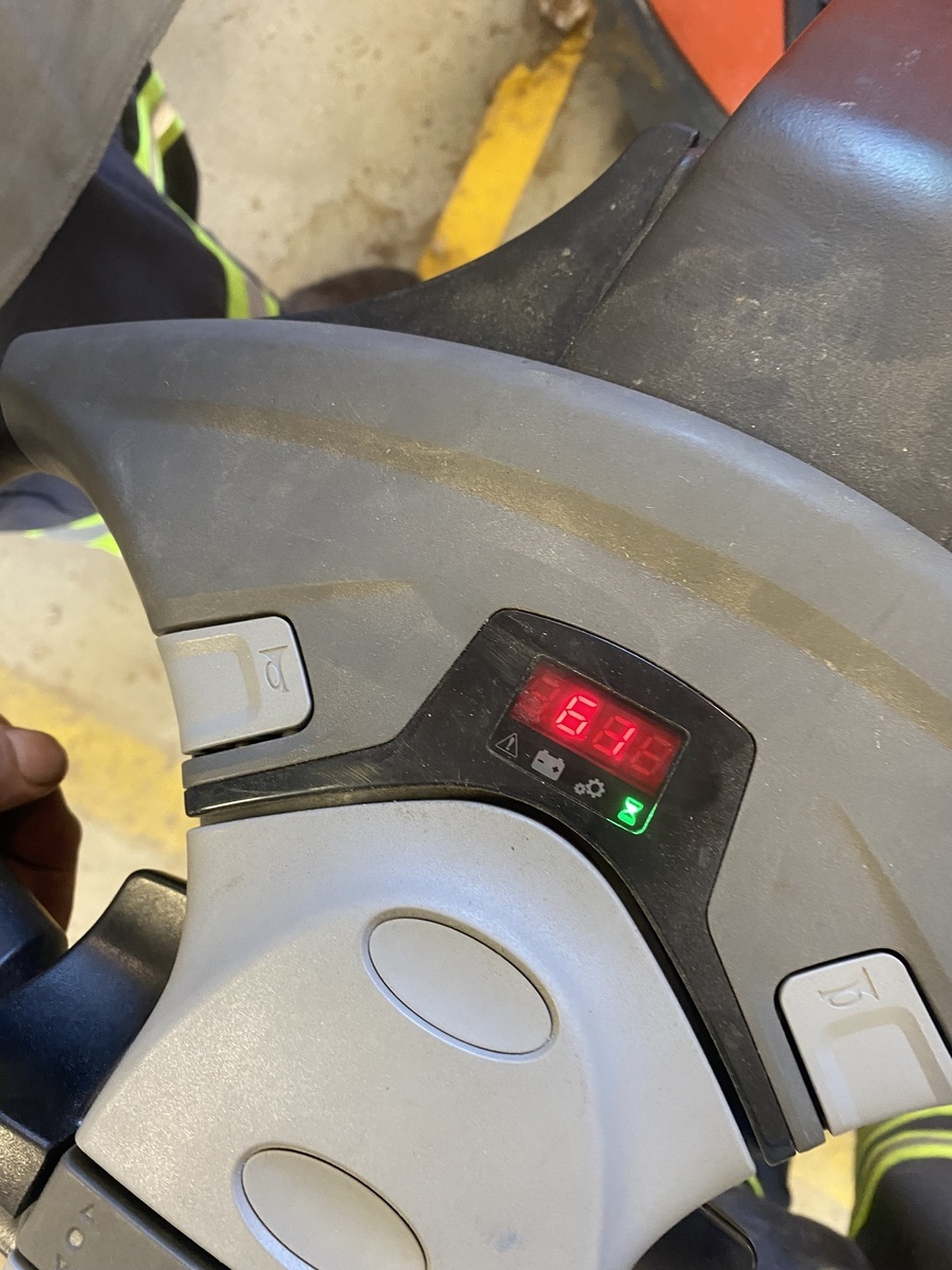 2019 Toyota 8BWS13-5