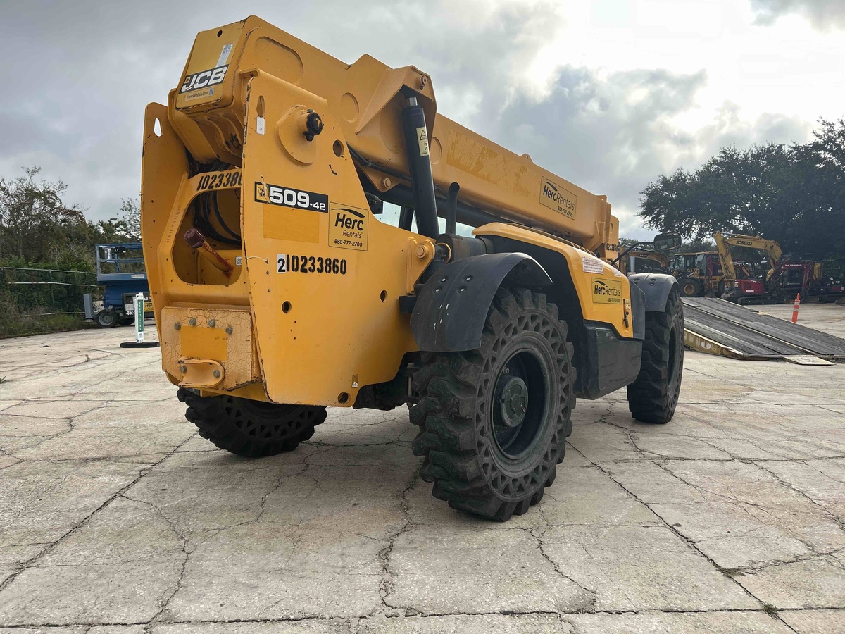 2018 JCB 509-42-2