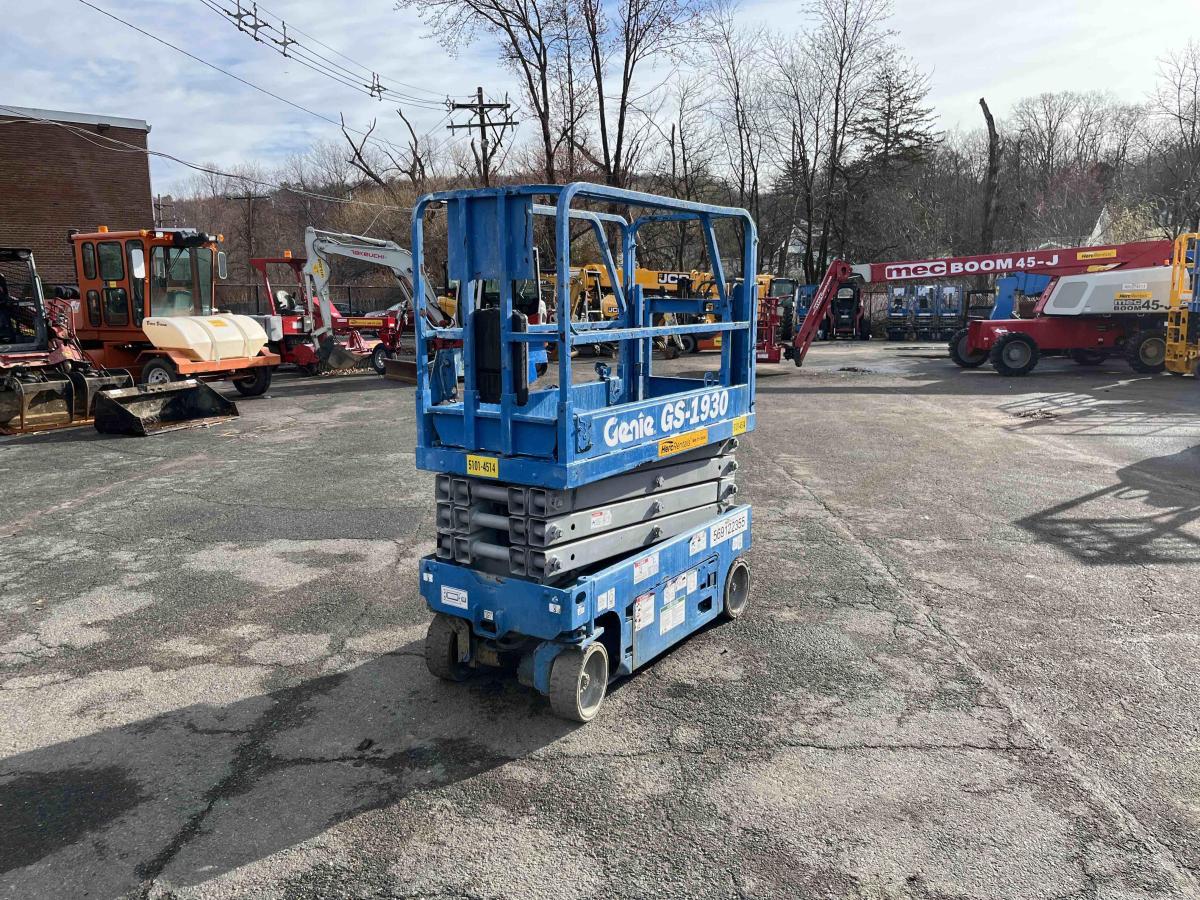 2017 Genie GS-1930