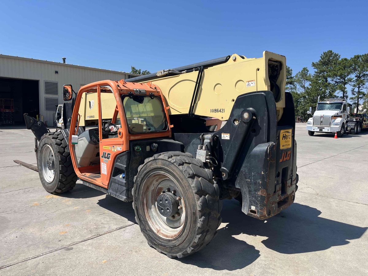 2016 JLG 1055-3