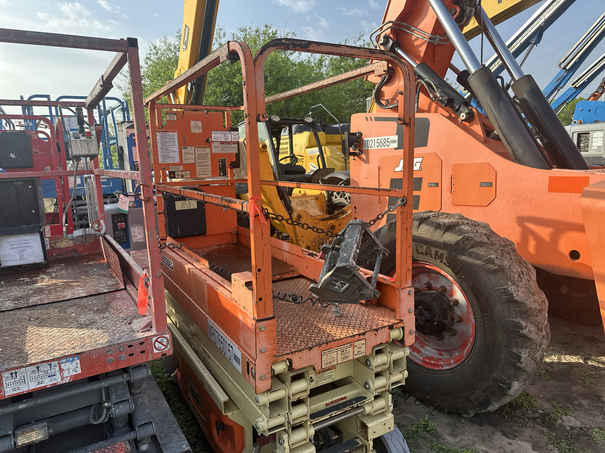 2017 JLG 1930ES-5
