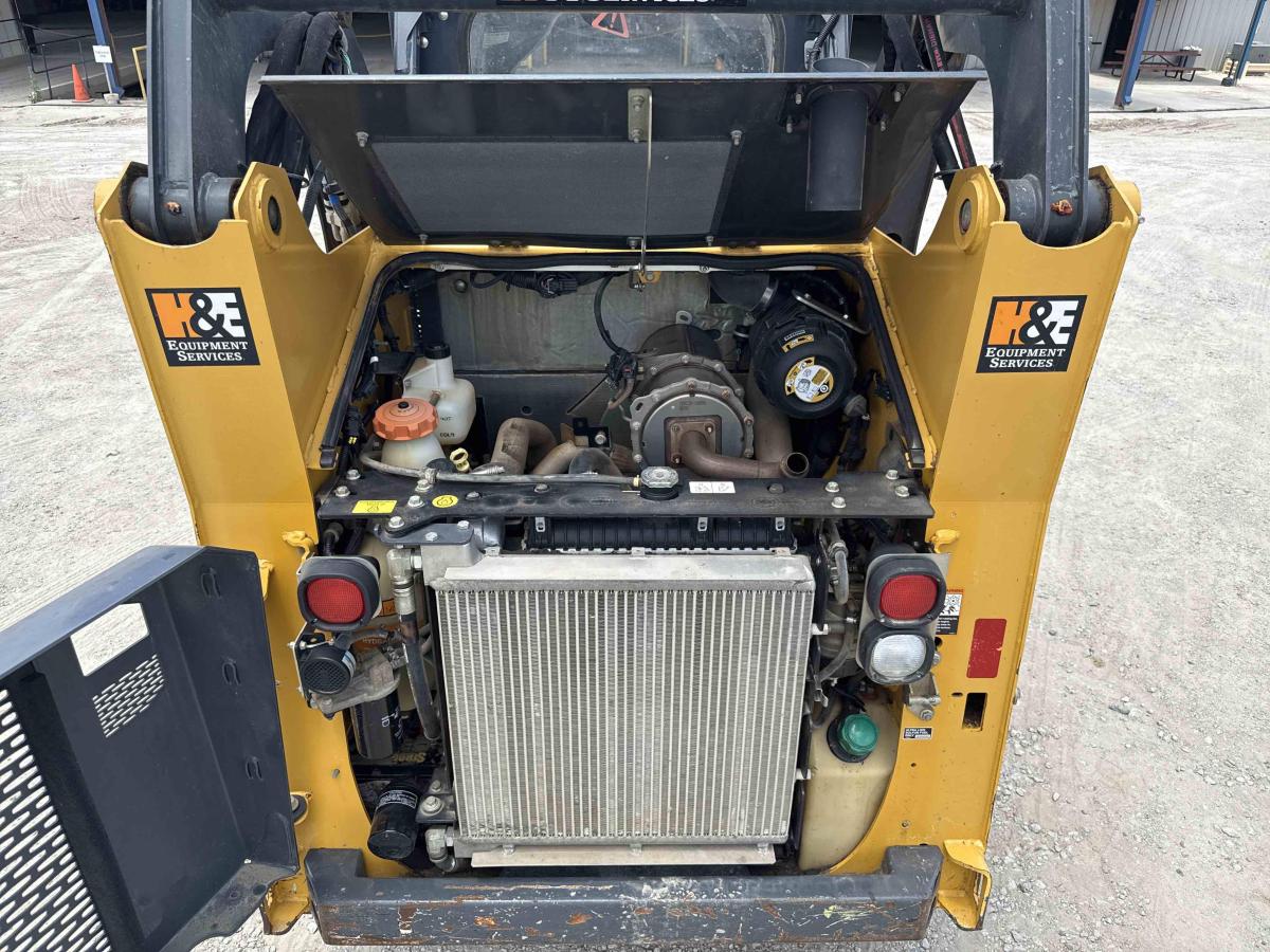 2021 John Deere 317G-5