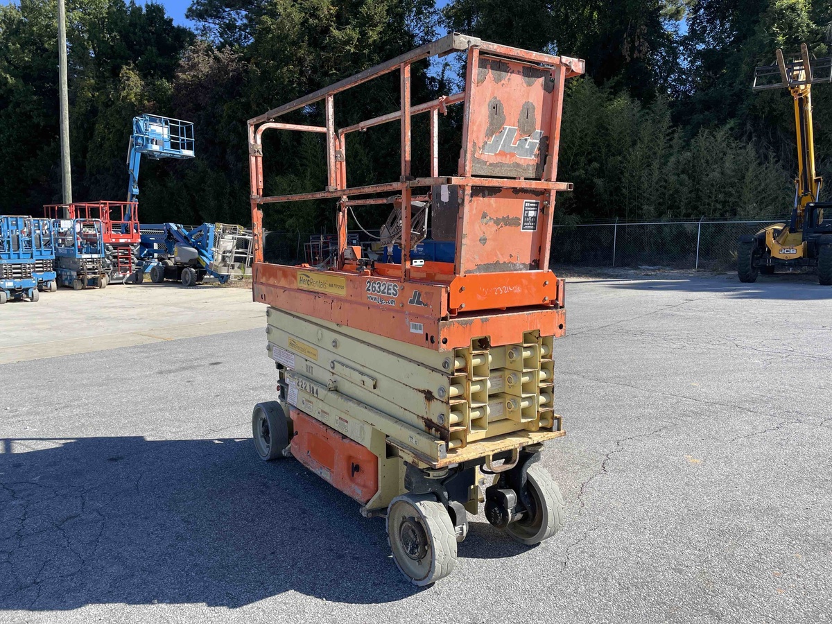 2016 JLG 2632ES-4