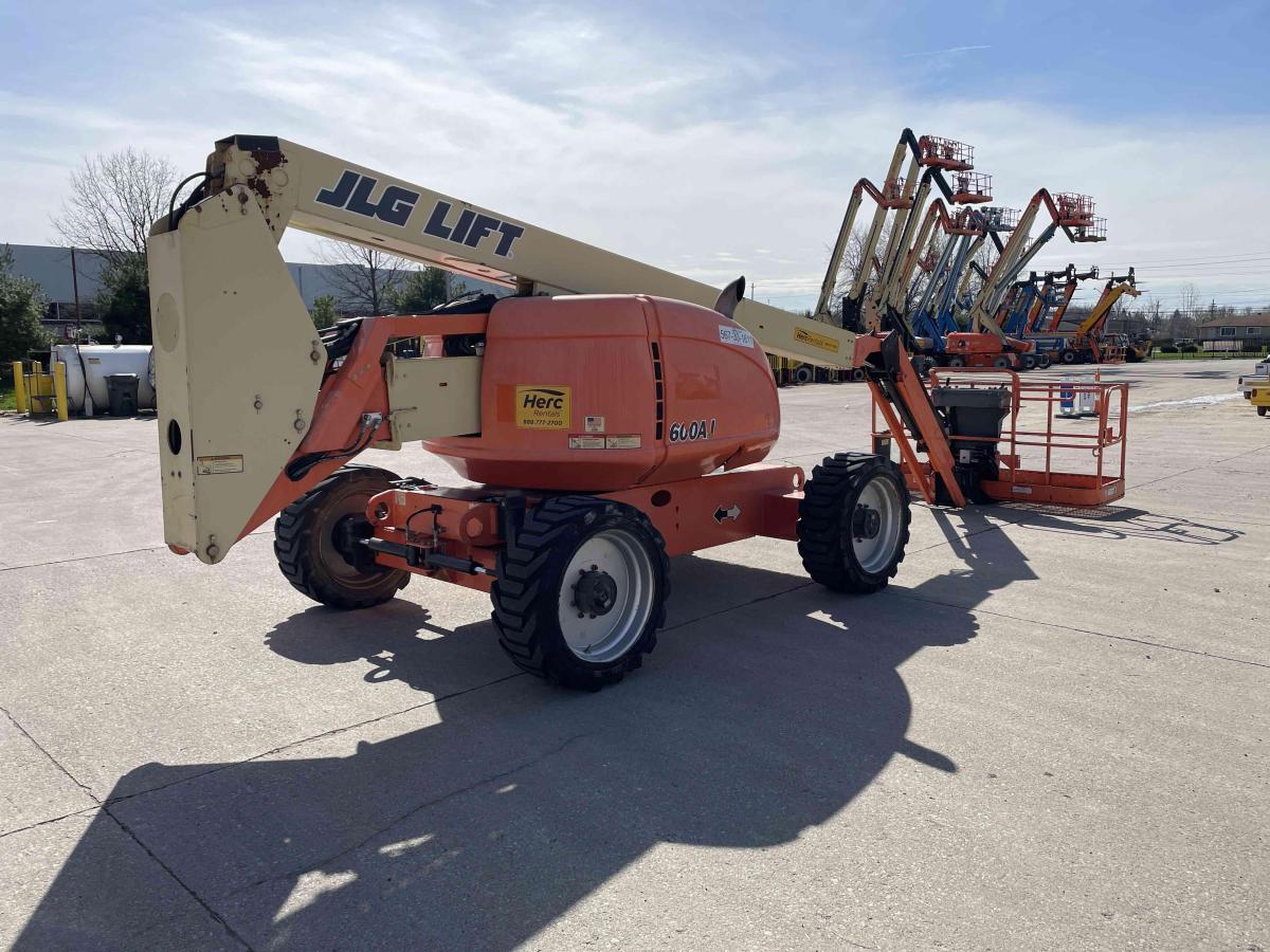 2014 JLG 600AJ