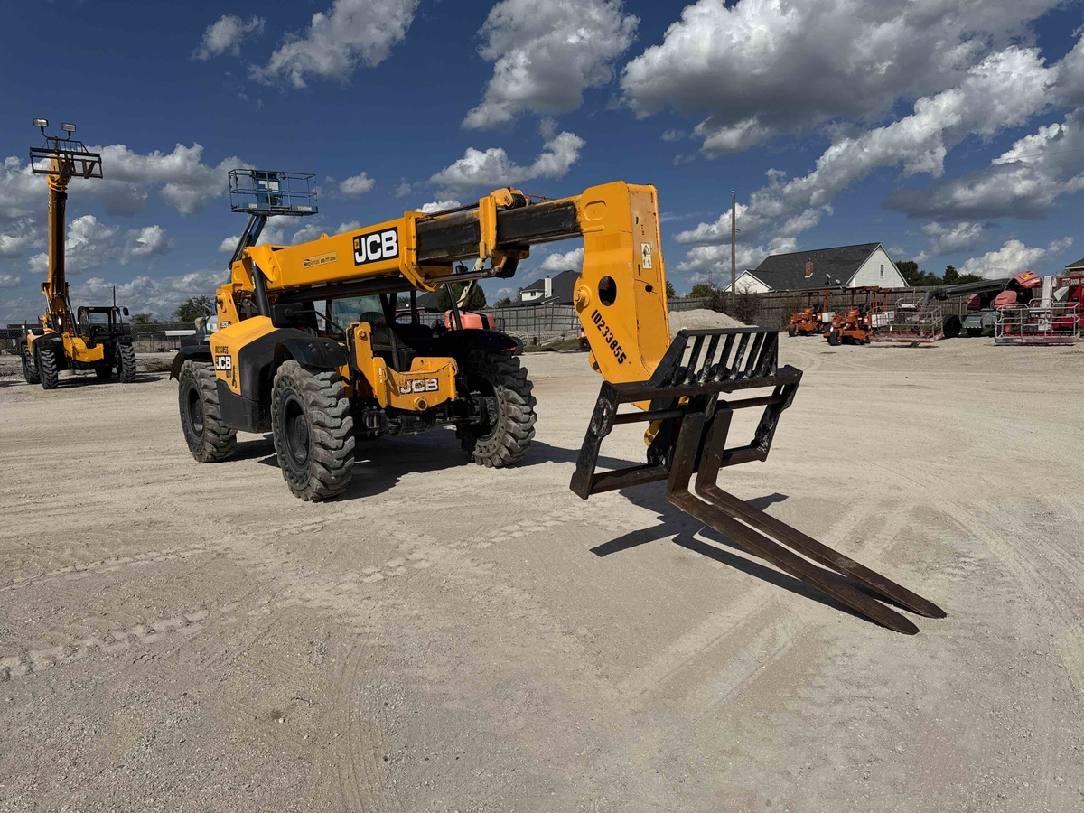 2018 JCB 509-42-4