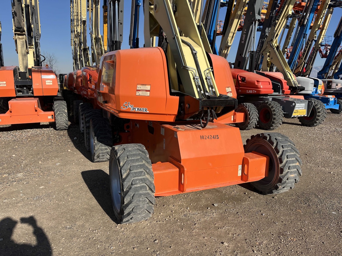 2018 JLG 660SJ-6
