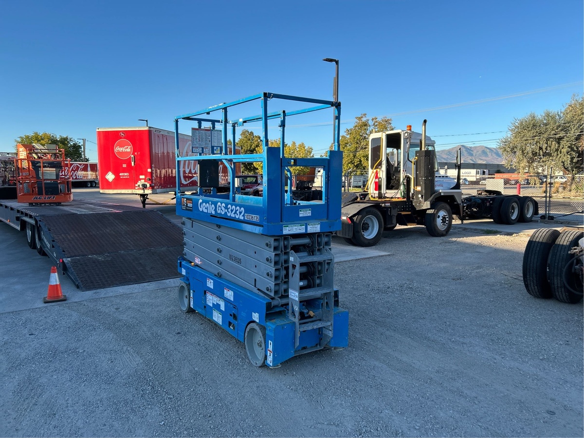 2017 Genie GS-3232-4