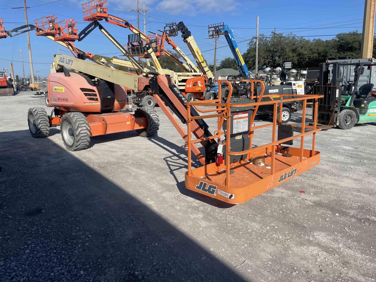 2016 JLG 600AJ
