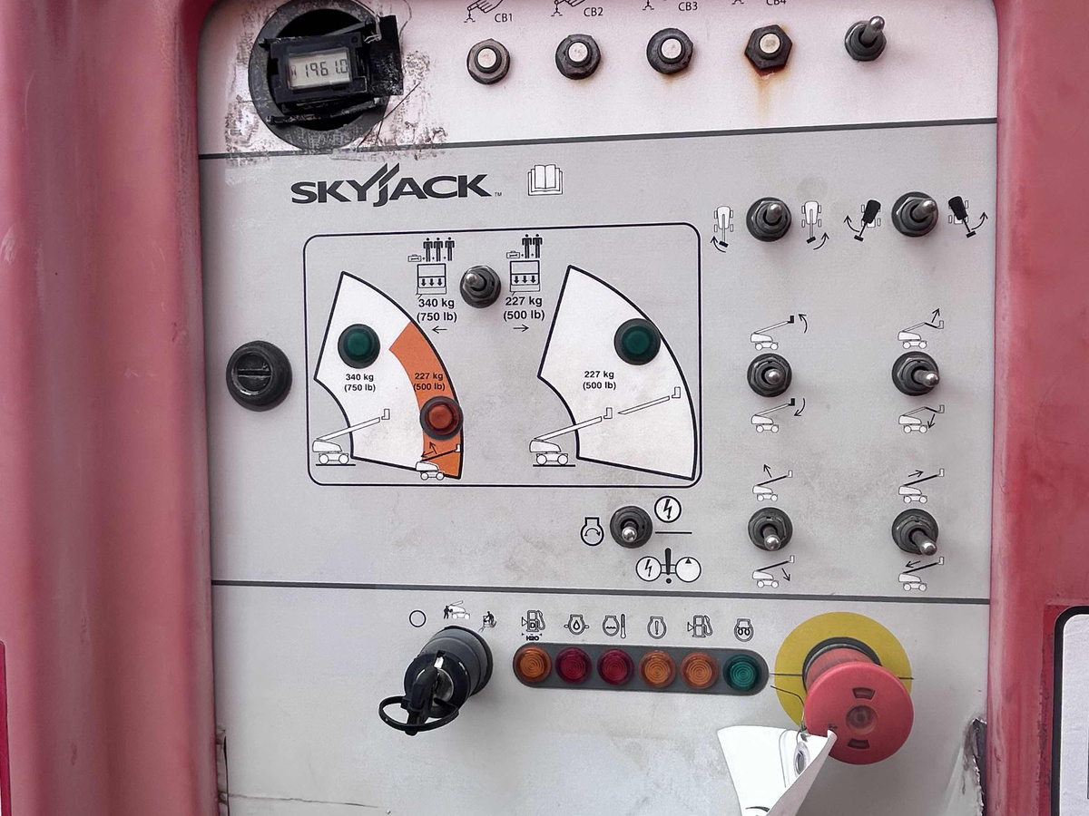 2018 Skyjack SJ86 T-5