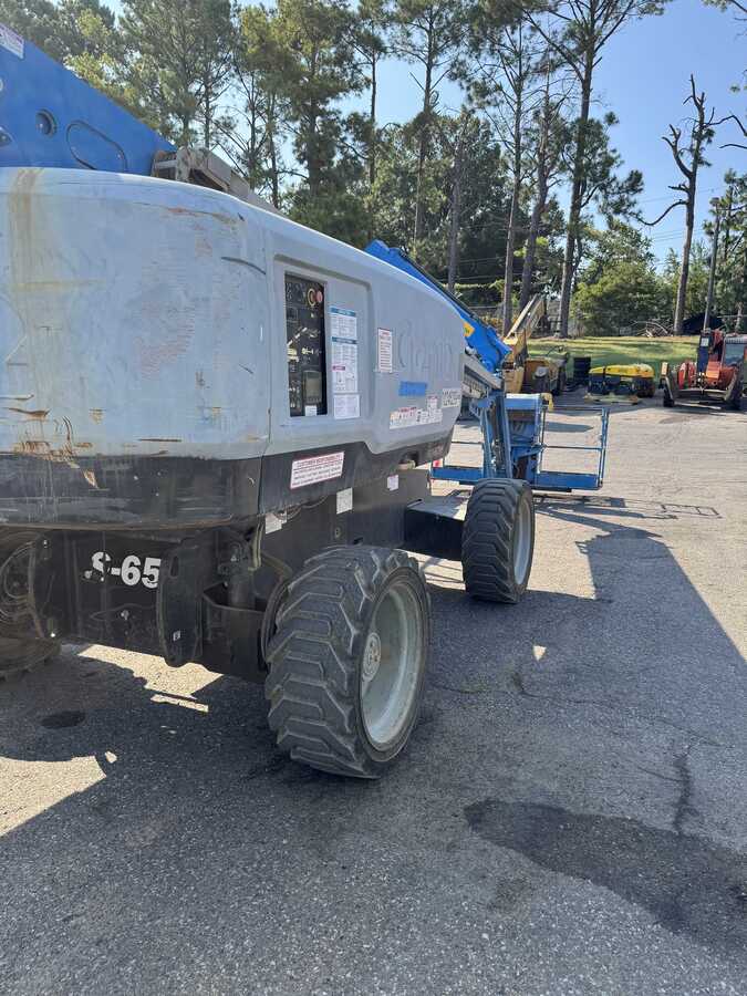 2018 Genie S-65