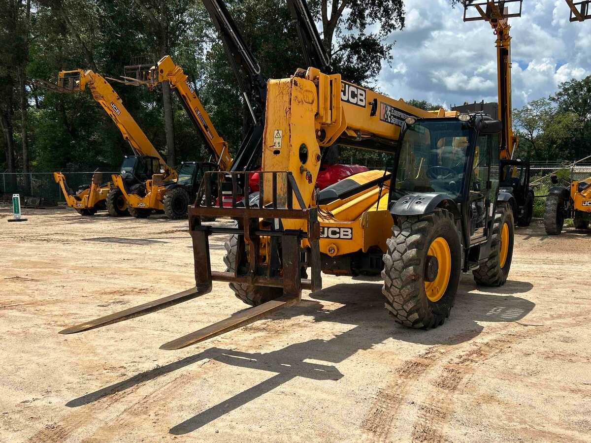 2019 JCB 507-42
