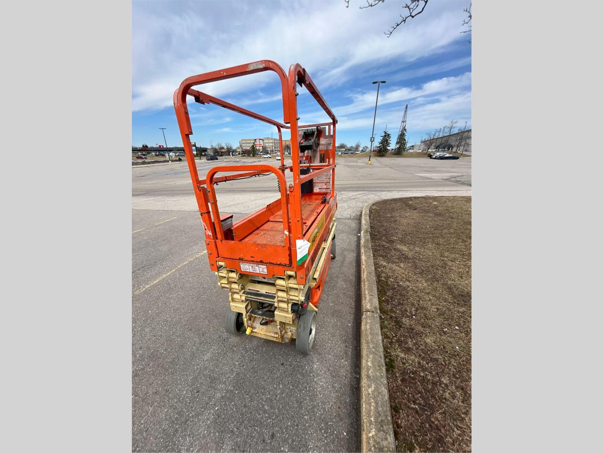 2017 JLG 1930ES-2