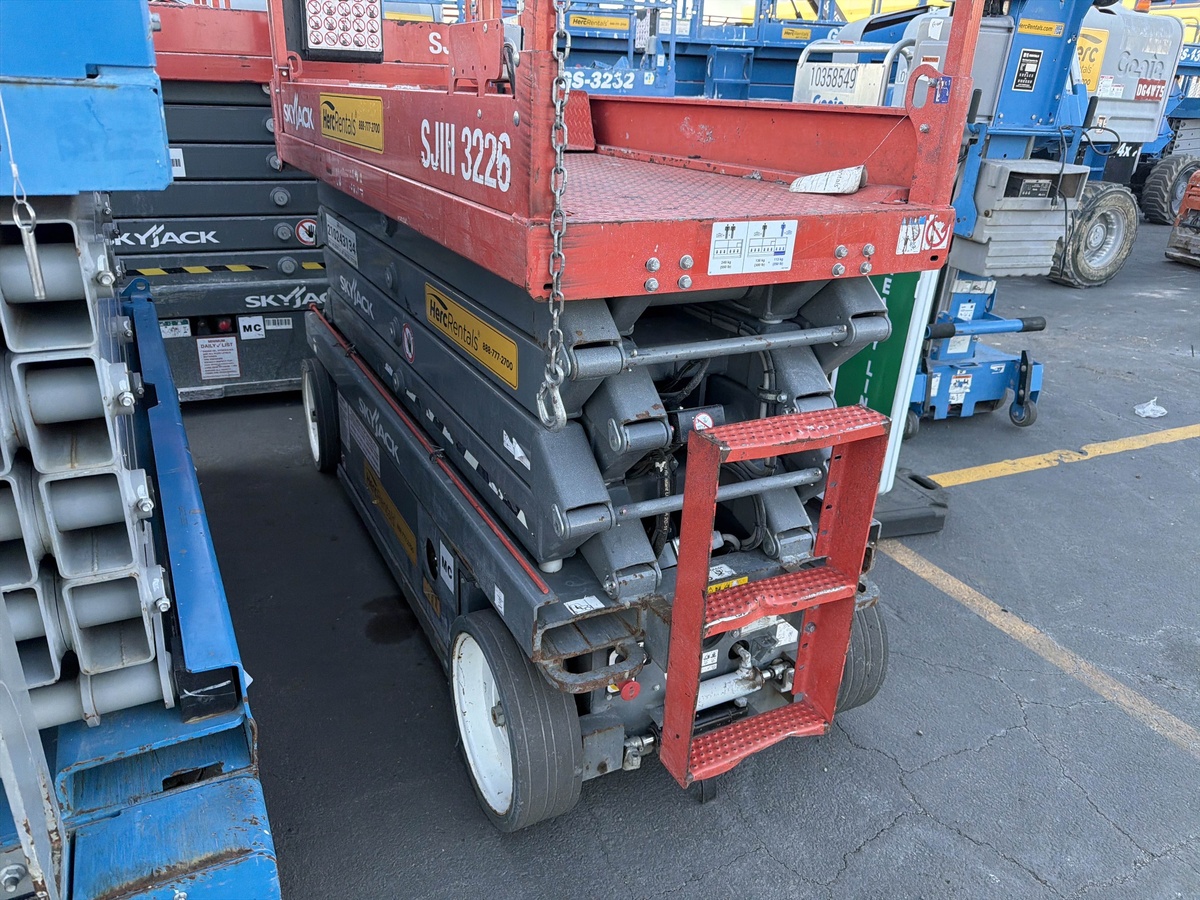 2018 Skyjack SJ3226-2