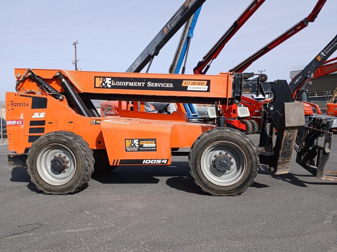 2017 SkyTrak 10054
