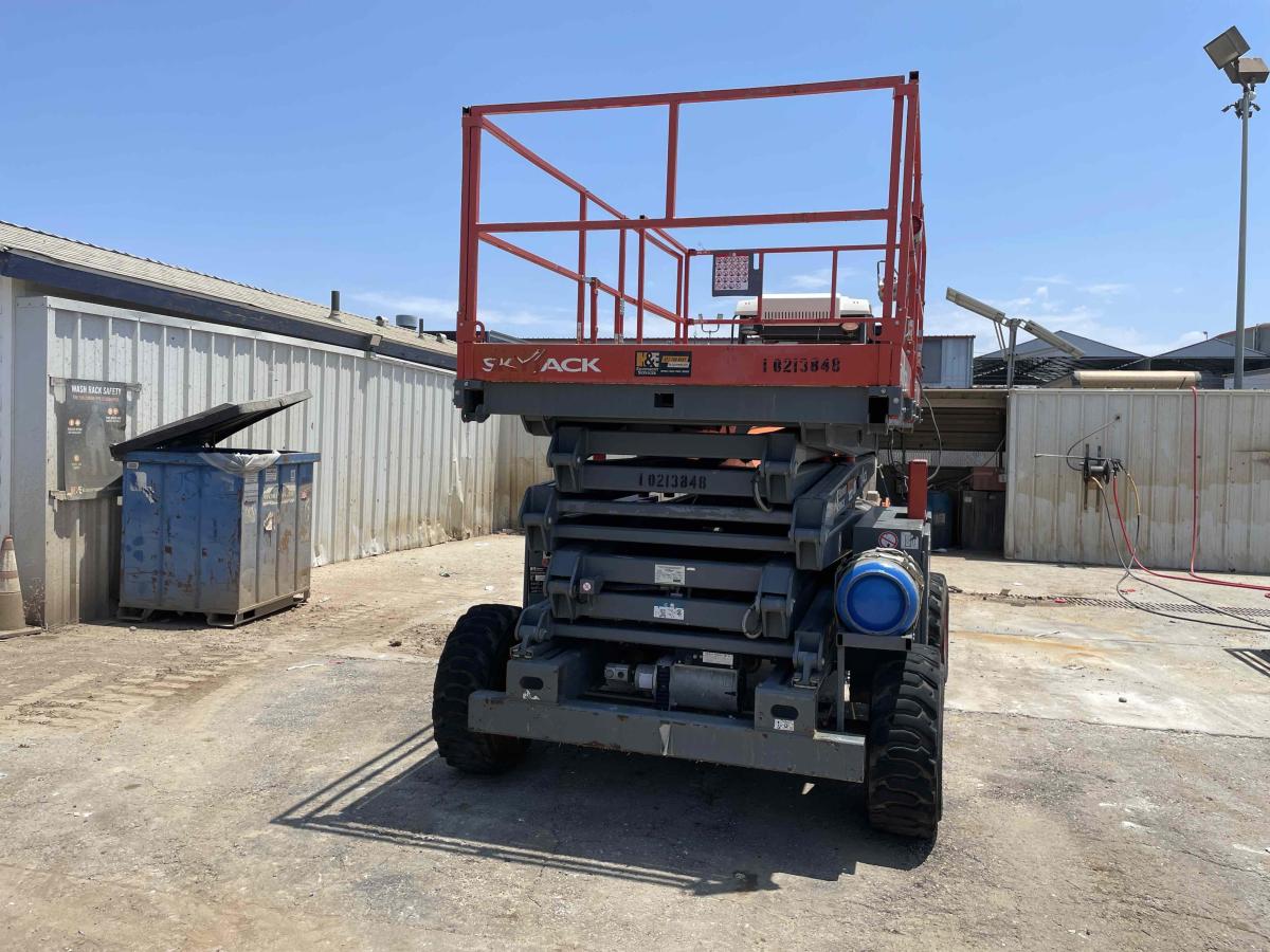 2017 Skyjack SJ8841 RT-3