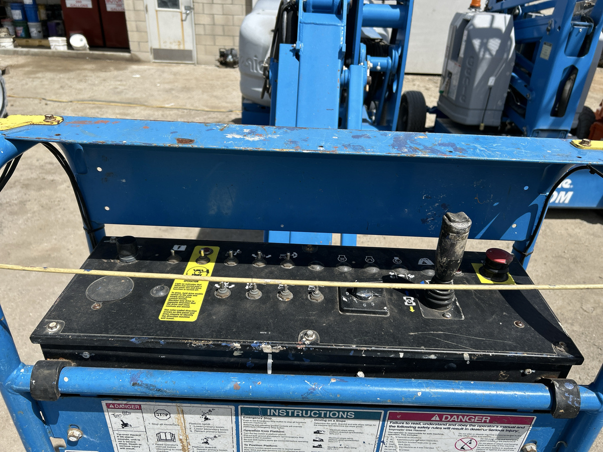 2018 Genie Z-45/25J-8