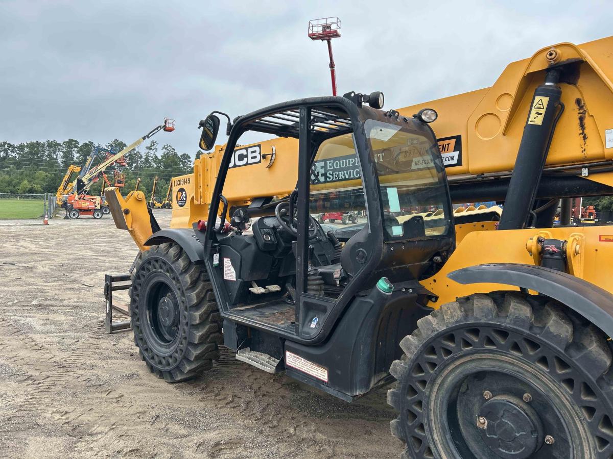 2020 JCB 510-56-6