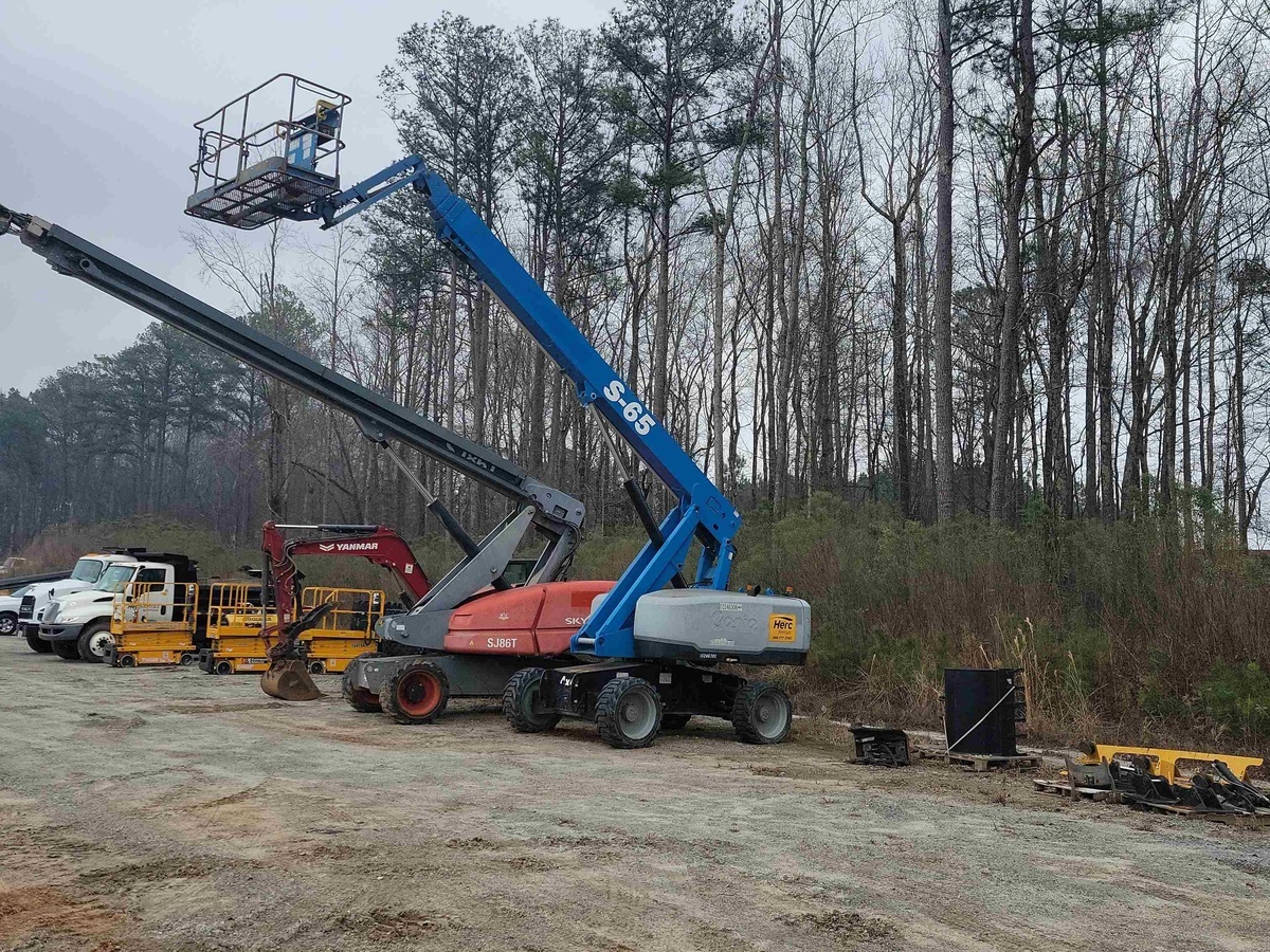 2018 Genie S-65