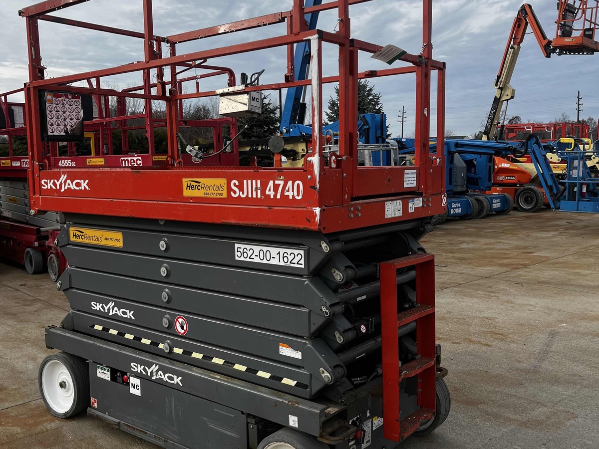 2018 Skyjack SJ4740-3