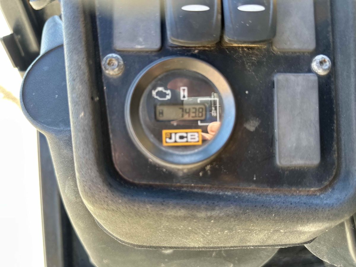 2022 JCB 507-42-6