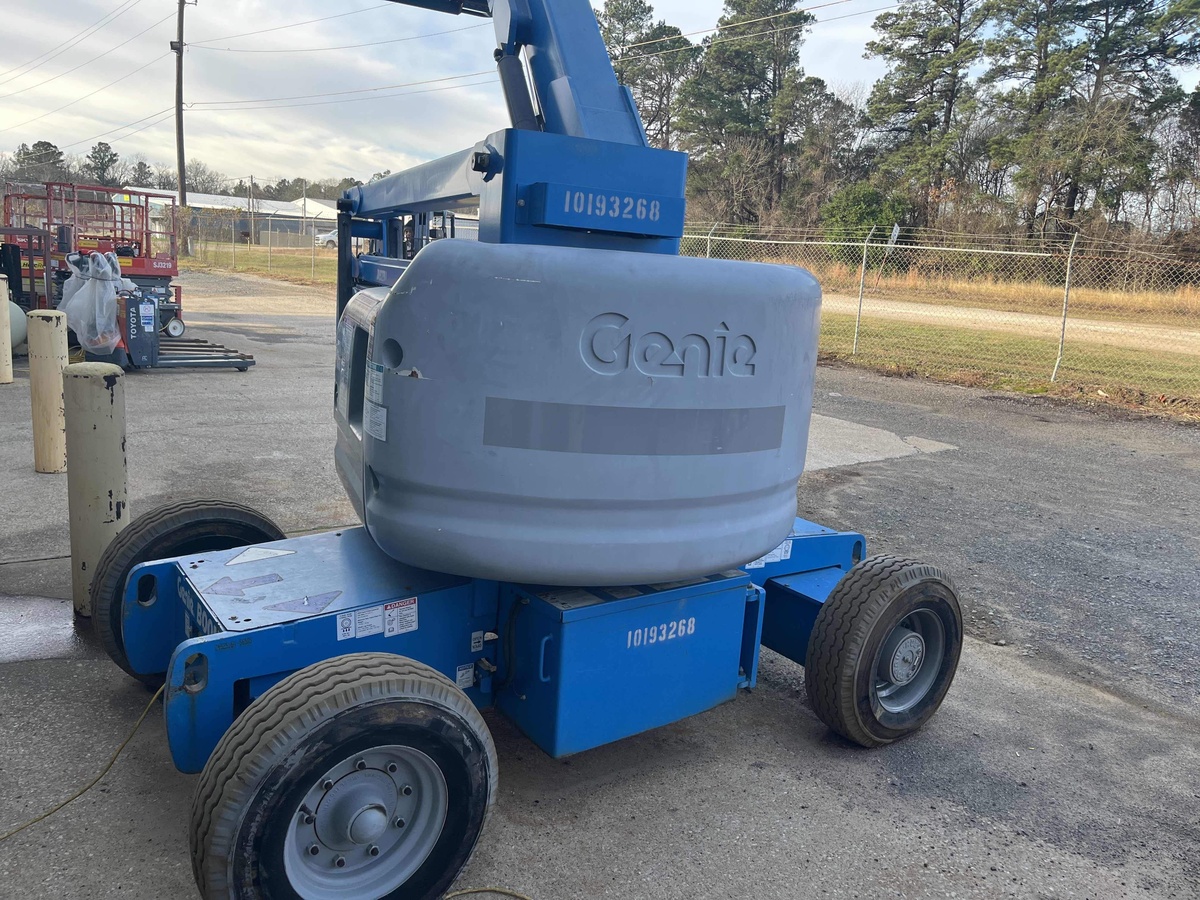 2016 Genie Z-45/25-3