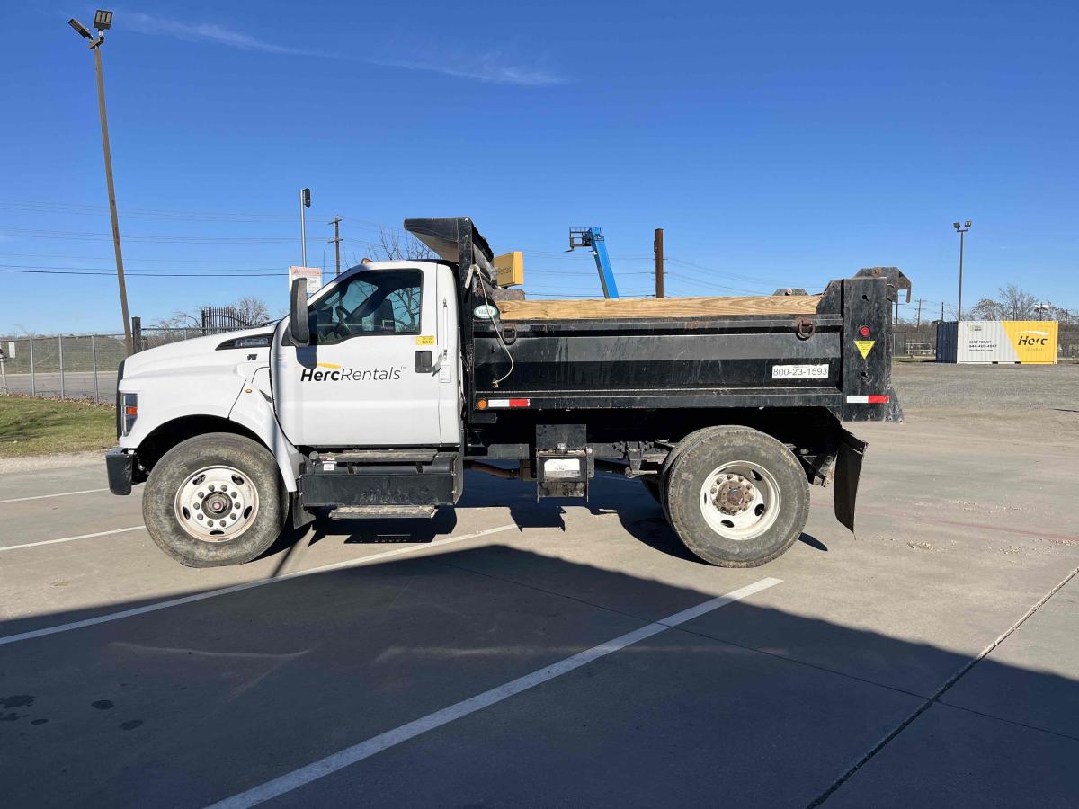 2018 Ford F750