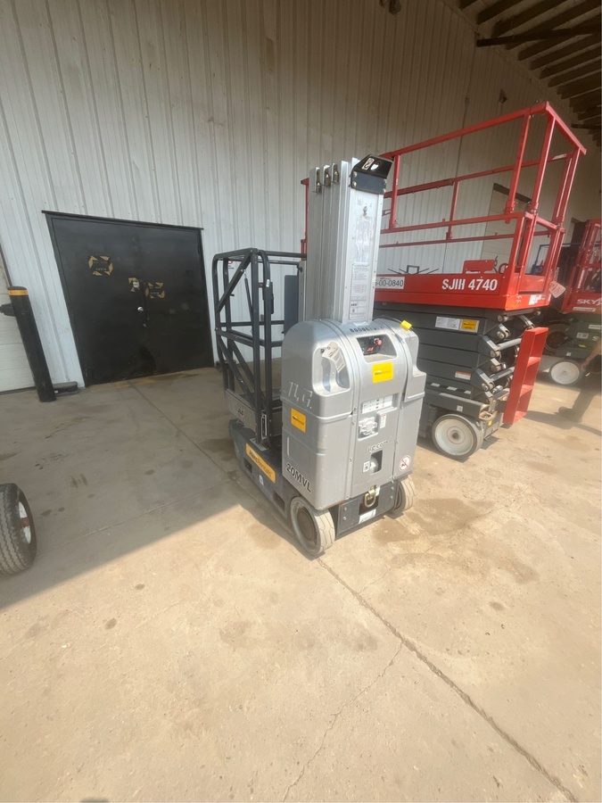 2016 JLG 20MVL