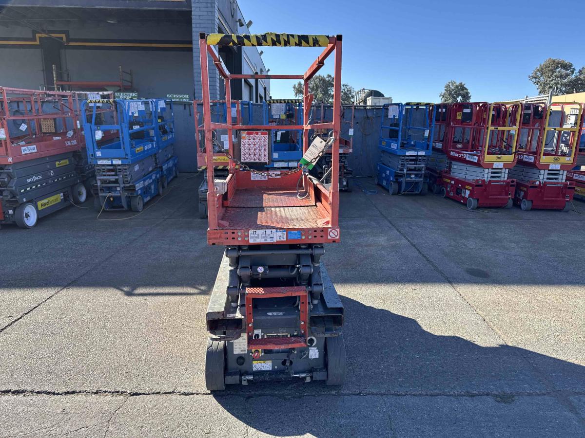 2017 Skyjack SJ3219