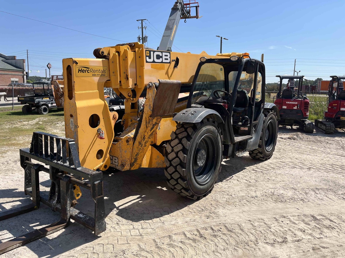 2017 JCB 510-56
