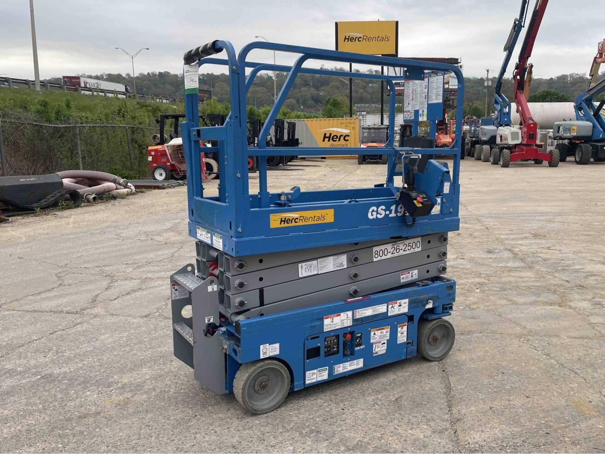 2019 Genie GS-1930