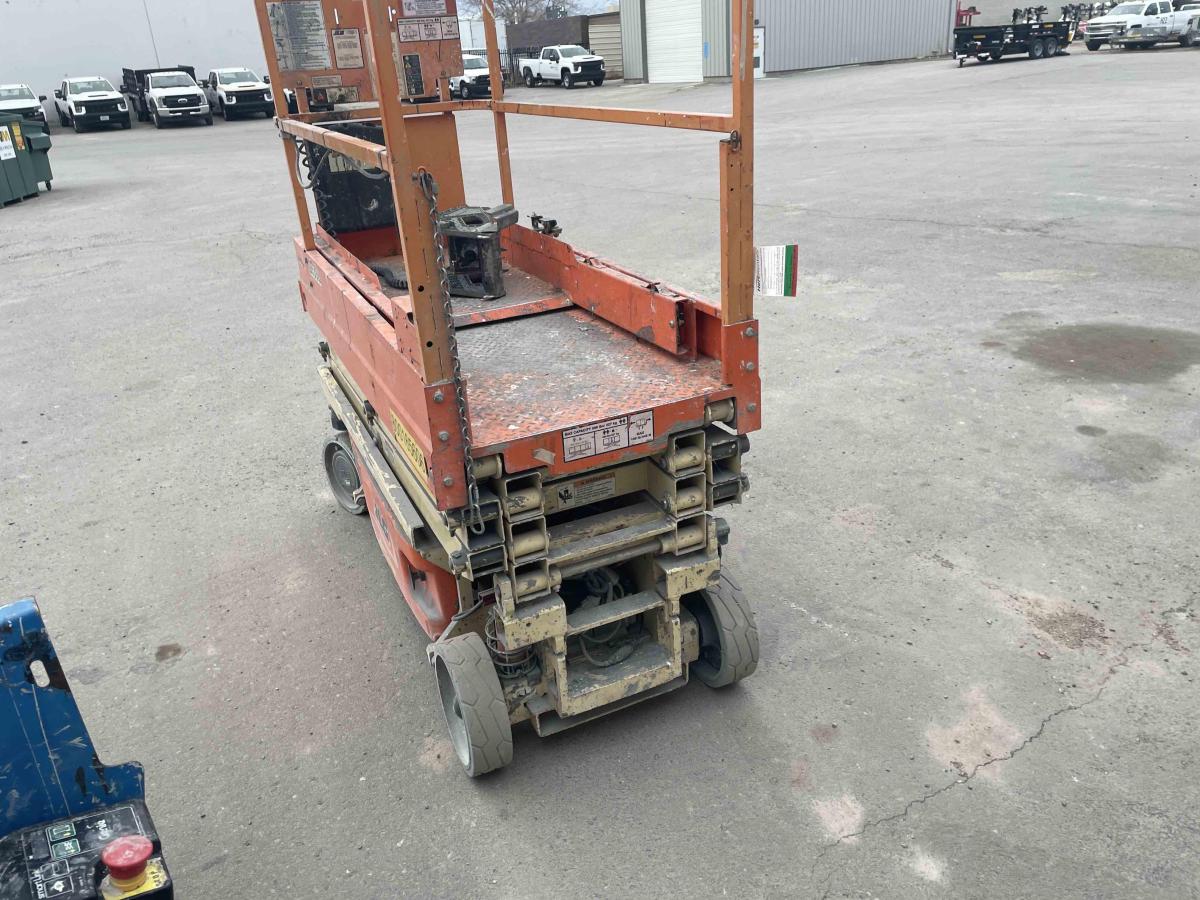 2017 JLG 1930ES