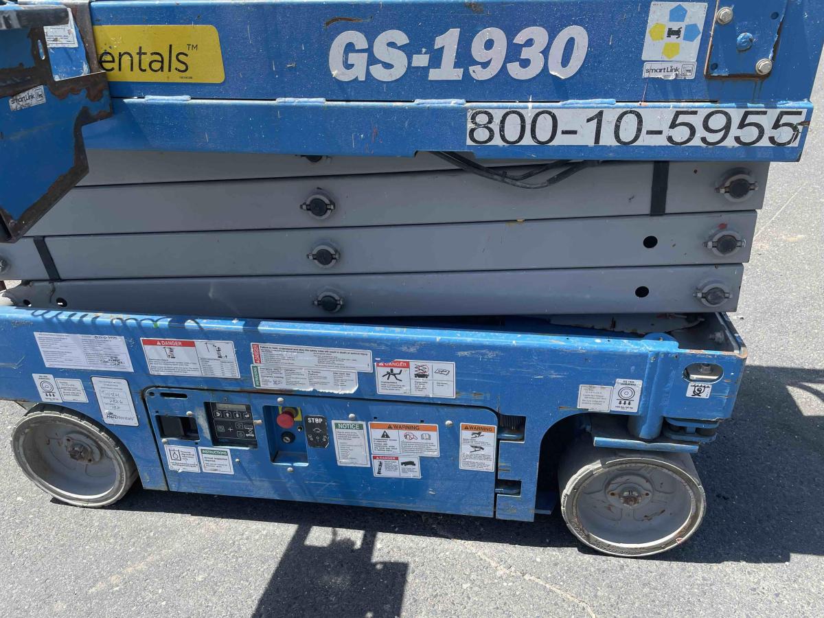 2016 Genie GS-1930