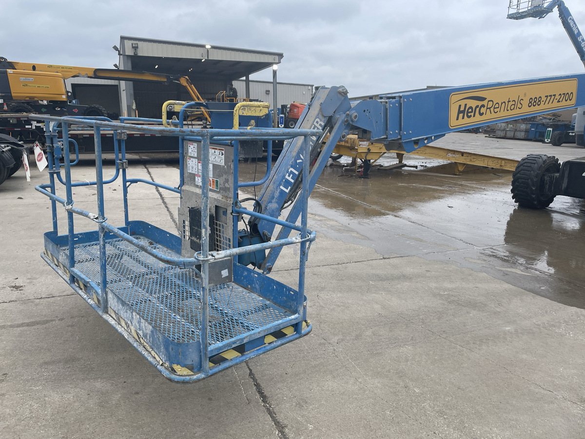 2018 Genie S-85-4