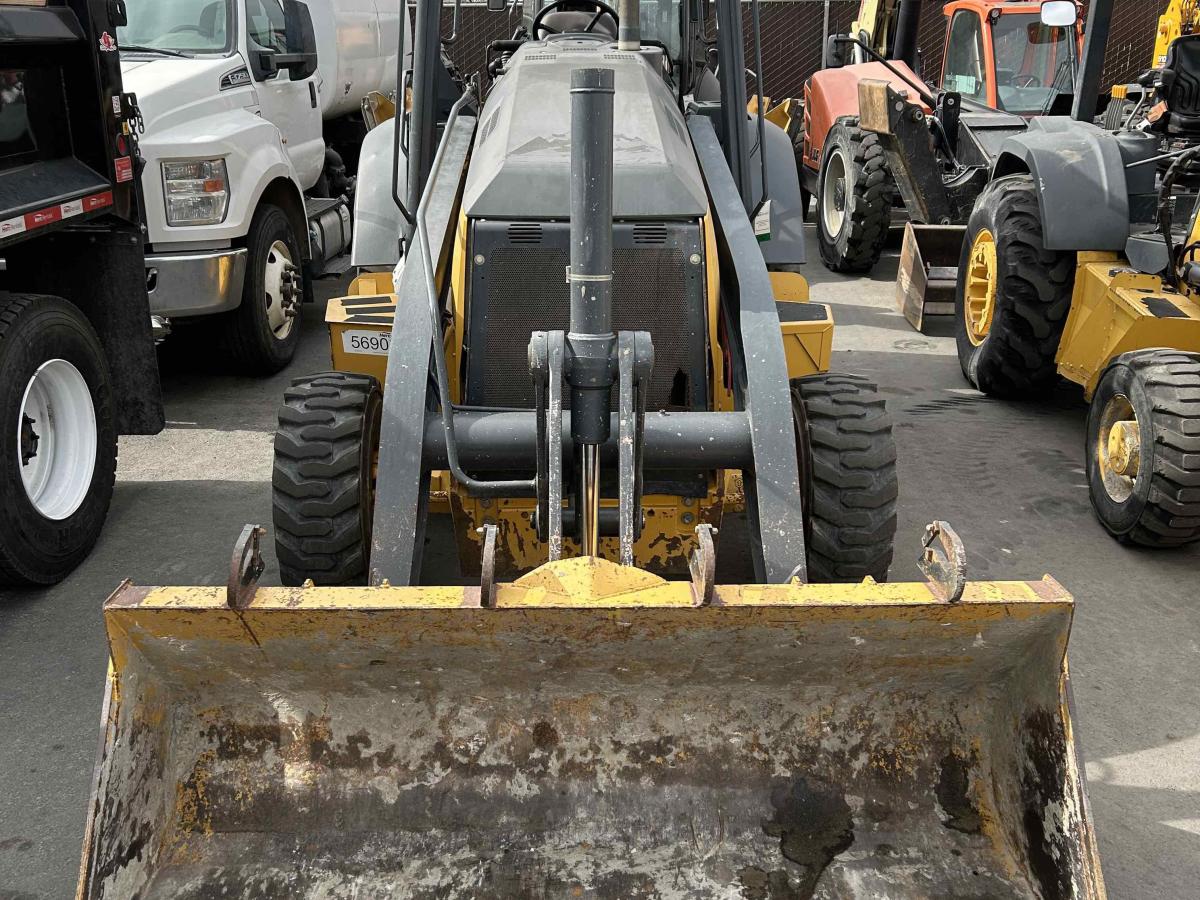 2019 John Deere 310-2