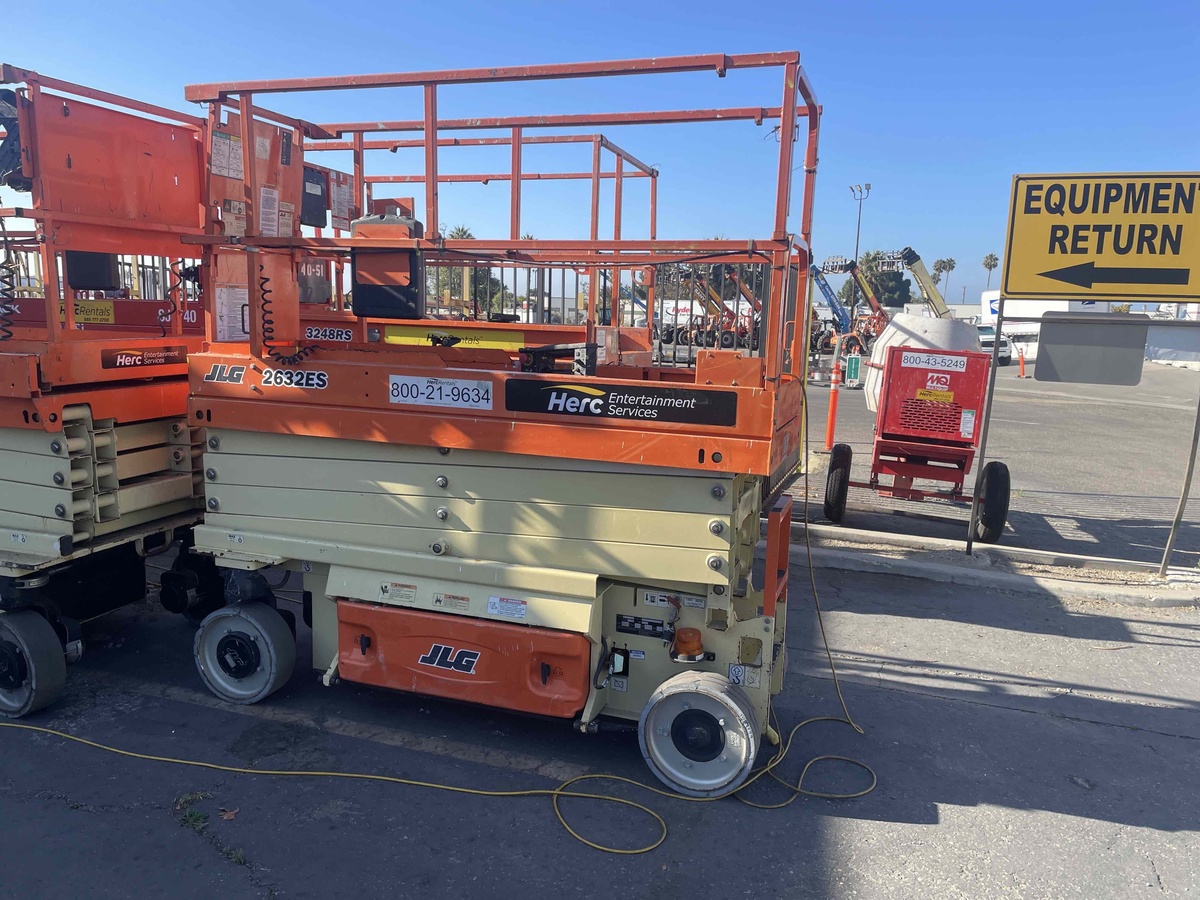 2018 JLG 2632ES-3